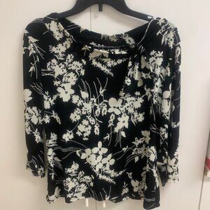 Womens stretchy top
